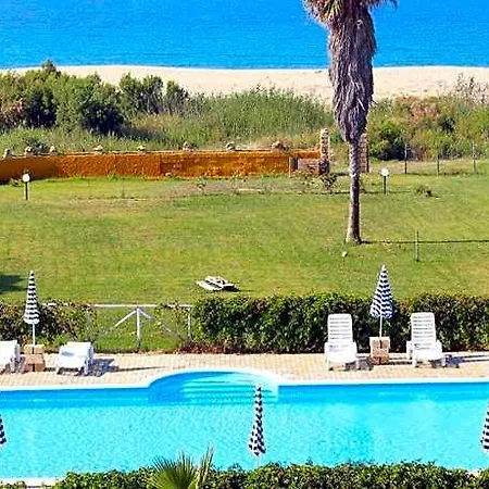 Barko Otel Isola Di Capo Rizzuto