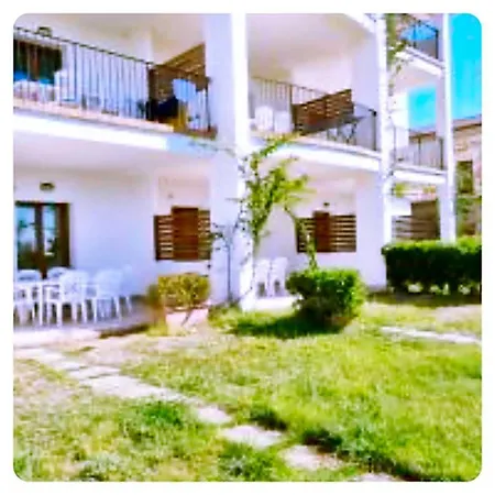 Otel Barko Apartments & Suites 2*