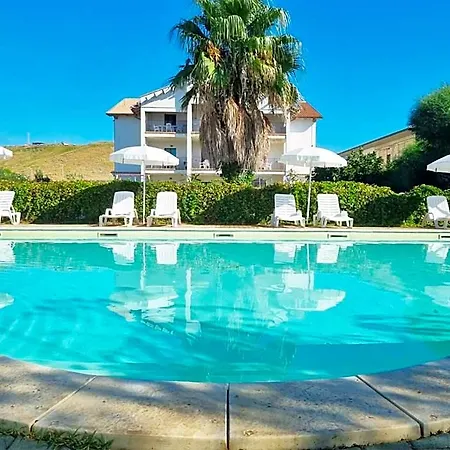 Barko Apartments & Suites