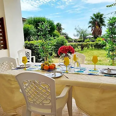 Barko Apartments & Suites Otel 2*